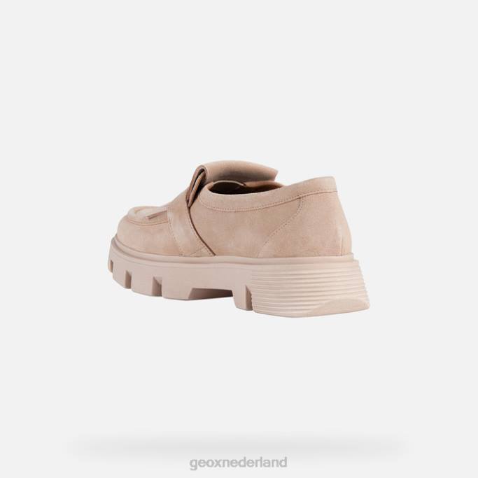 Geox vieze vrouw 282Z270 naakt