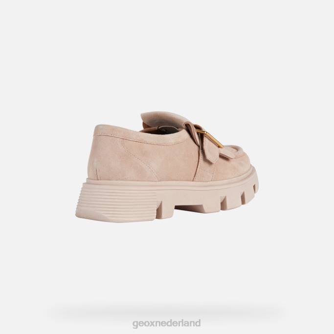 Geox vieze vrouw 282Z270 naakt