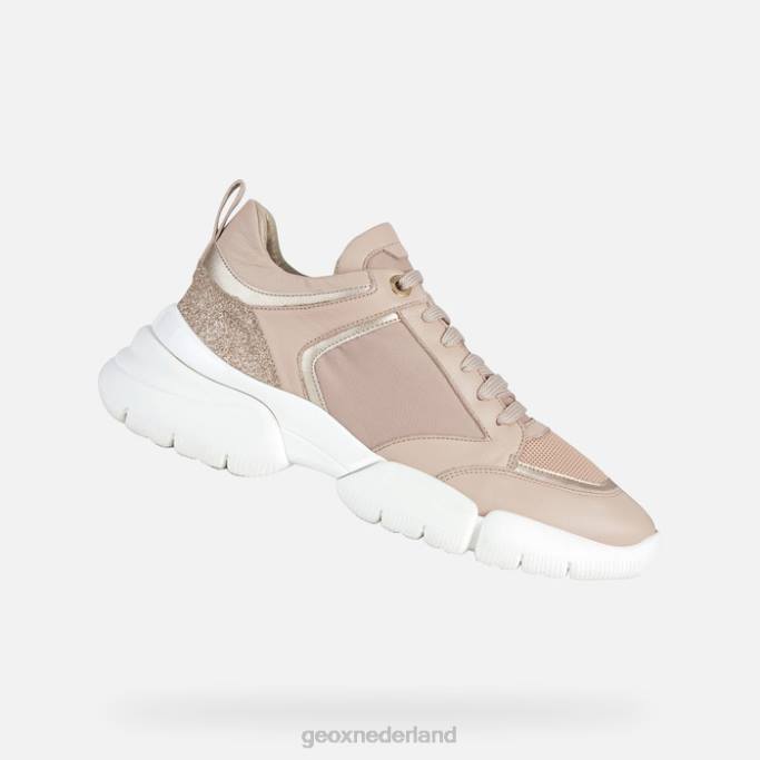 Geox adapter met vrouw 282Z1673 naakt